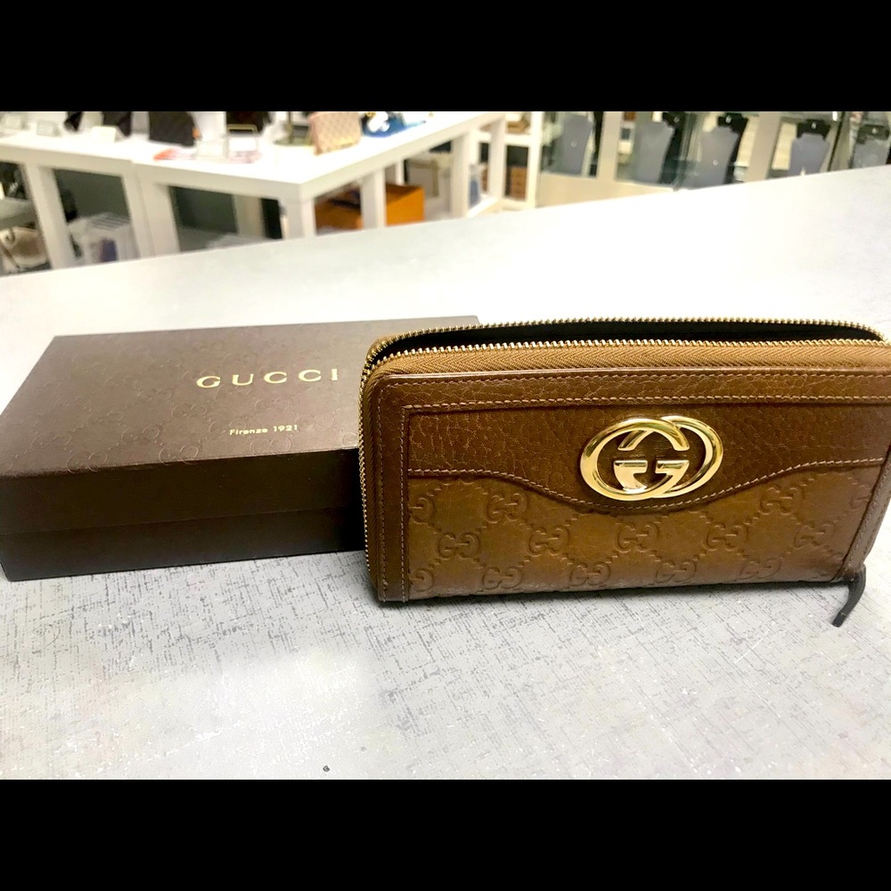 Guccisima Wallet, perfect condition